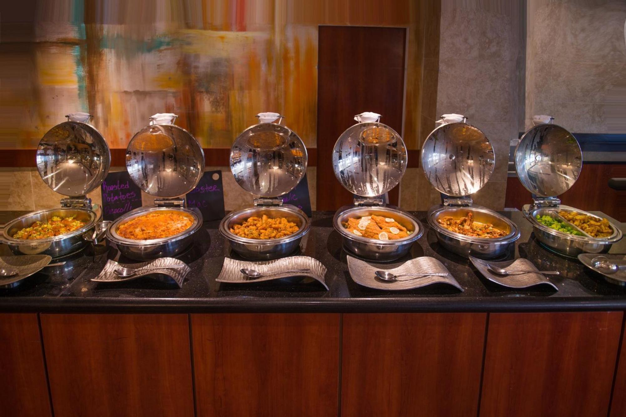 Crowne Plaza Executive Center By Ihg Hotel 4*